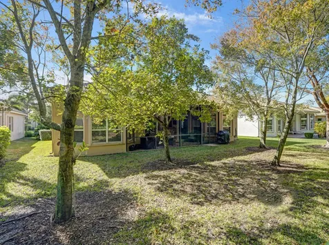 10606 Whitewind Circle Boynton Beach FL 33473