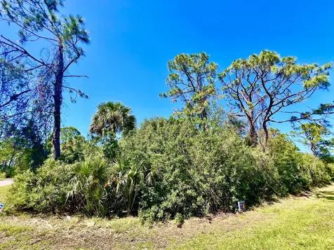 12142 Joyner Avenue Port Charlotte FL 33953