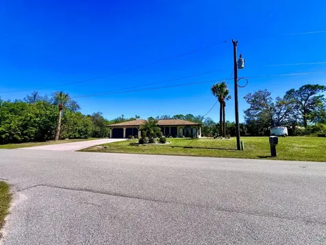 12142 Joyner Avenue Port Charlotte FL 33953