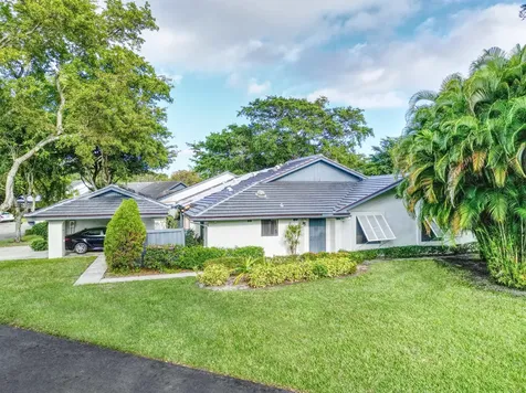 10088 Laurelwood Place Boynton Beach FL 33437