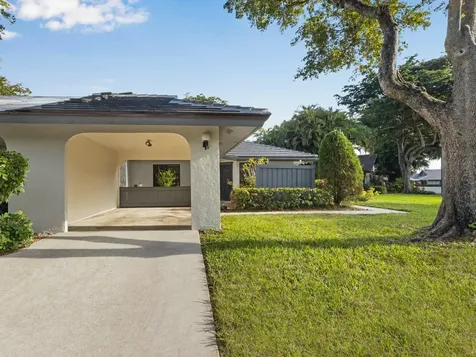 10088 Laurelwood Place Boynton Beach FL 33437