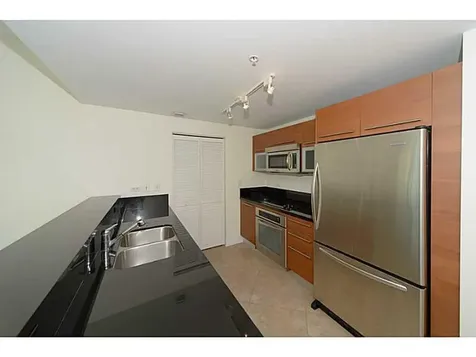 253 Ne 2nd Street Miami FL 33132