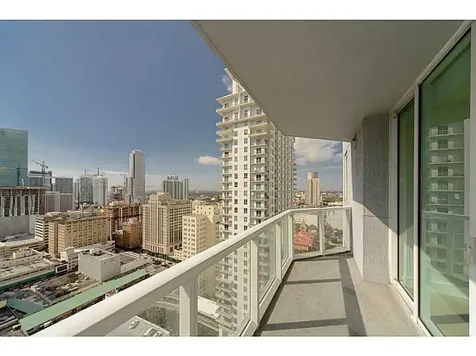 253 Ne 2nd Street Miami FL 33132
