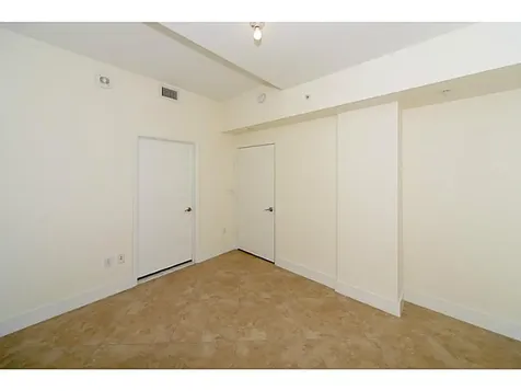 253 Ne 2nd Street Miami FL 33132