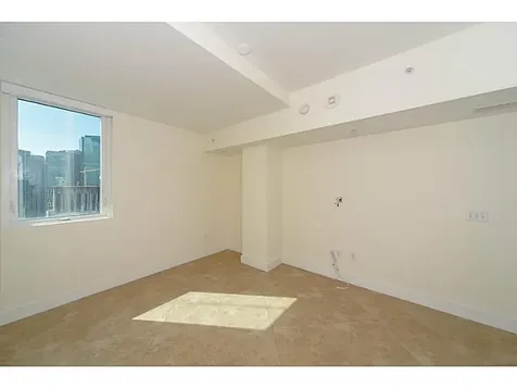 253 Ne 2nd Street Miami FL 33132