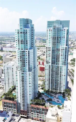 253 Ne 2nd Street Miami FL 33132