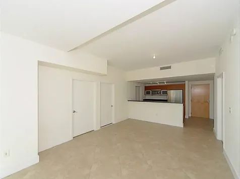 253 Ne 2nd Street Miami FL 33132