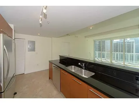 253 Ne 2nd Street Miami FL 33132