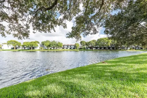 1185 Nw 98th Terrace Pembroke Pines FL 33024