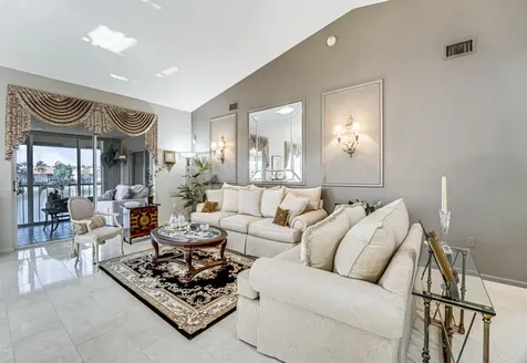 9817 Seacrest Circle Boynton Beach FL 33437