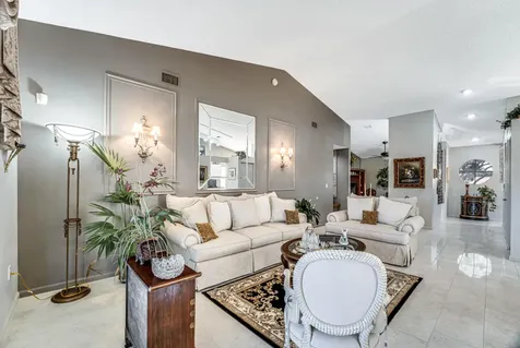9817 Seacrest Circle Boynton Beach FL 33437