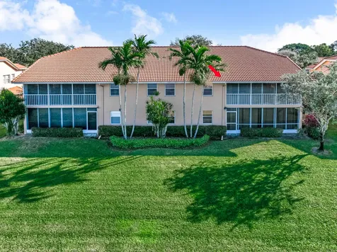 9817 Seacrest Circle Boynton Beach FL 33437
