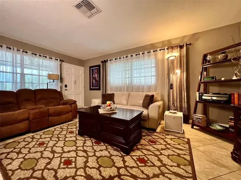 160 Ne 8th Avenue Hallandale Beach FL 33009