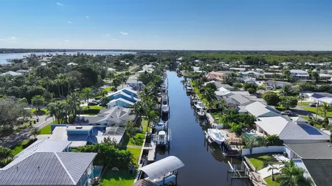 1319 Sw Dyer Point Road Palm City FL 34990