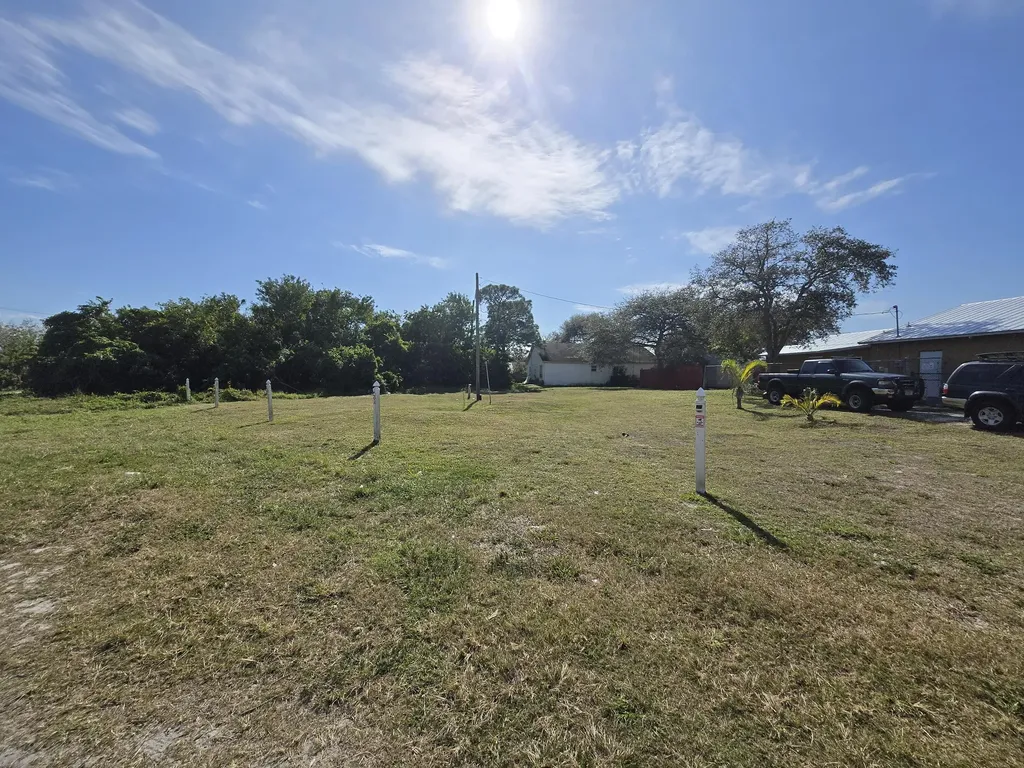 0 SE Primrose Way Port Salerno FL 34997