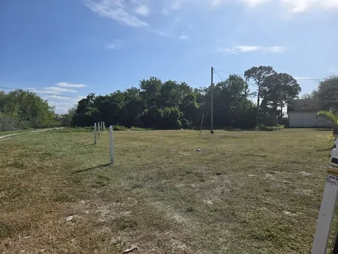 0 SE Primrose Way Port Salerno FL 34997
