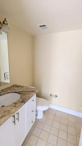 2425 Presidential 805 Way West Palm Beach FL 33401