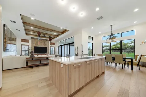 9223 Mountain Pine Grove Boynton Beach FL 33473