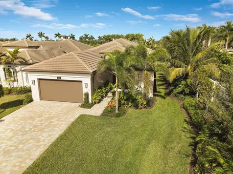 9223 Mountain Pine Grove Boynton Beach FL 33473