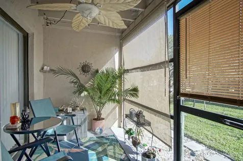 2432 Se Garden Terrace Port Saint Lucie FL 34952