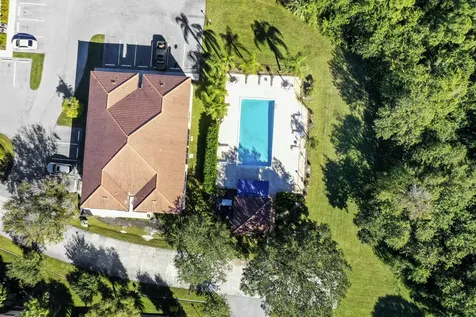 2432 Se Garden Terrace Port Saint Lucie FL 34952