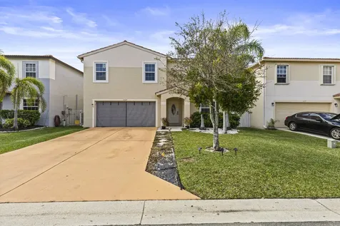 6627 Rainwood Cove Lane Lake Worth FL 33463