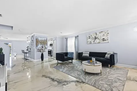 6627 Rainwood Cove Lane Lake Worth FL 33463