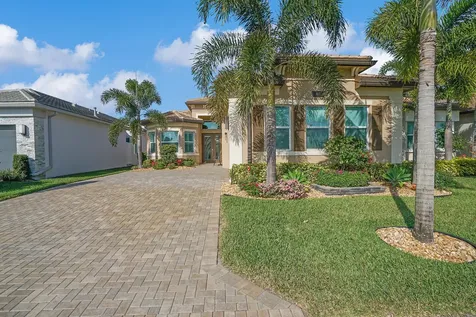 9571 Portugese Pine Grove Boynton Beach FL 33473