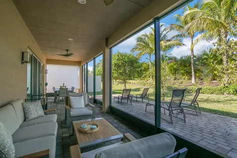 9571 Portugese Pine Grove Boynton Beach FL 33473