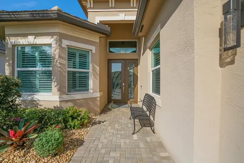 9571 Portugese Pine Grove Boynton Beach FL 33473
