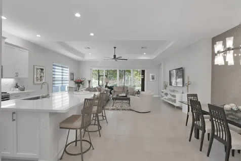 9571 Portugese Pine Grove Boynton Beach FL 33473
