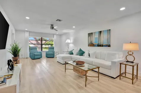 4260 Pear Tree Circle Boynton Beach FL 33436