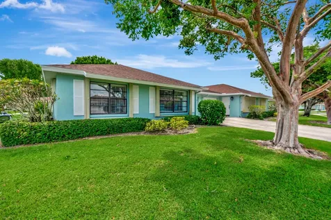 4260 Pear Tree Circle Boynton Beach FL 33436