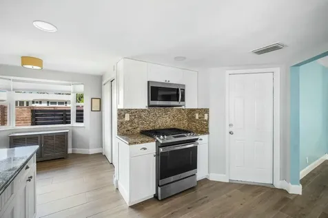 1001 Sw 12th Road Boca Raton FL 33486