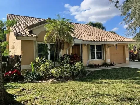 11055 Lakeaire Circle Boca Raton FL 33498