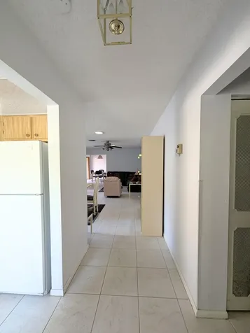 2454 Nw 9th Street Delray Beach FL 33445