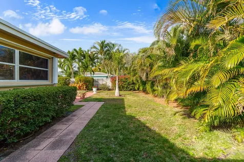 965 Sw 13th Street Boca Raton FL 33486