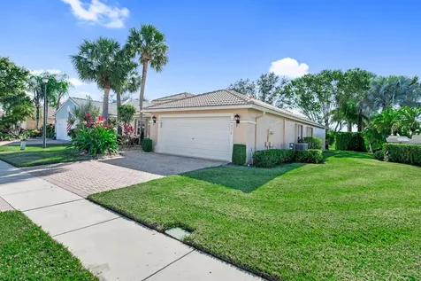 8014 Duomo Circle Boynton Beach FL 33472