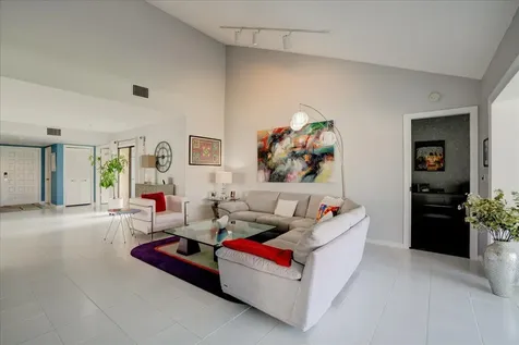 5598 Kiowa Circle Boynton Beach FL 33437