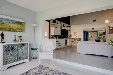 5598 Kiowa Circle Boynton Beach FL 33437