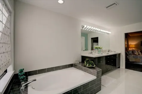 5598 Kiowa Circle Boynton Beach FL 33437
