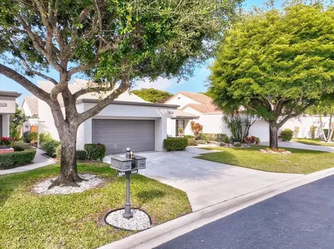 5598 Kiowa Circle Boynton Beach FL 33437