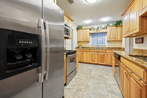 2088 Sw 14th Avenue Boynton Beach FL 33426