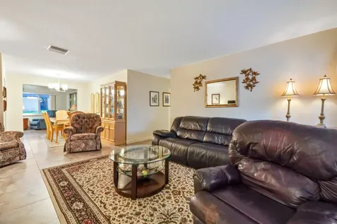 2088 Sw 14th Avenue Boynton Beach FL 33426