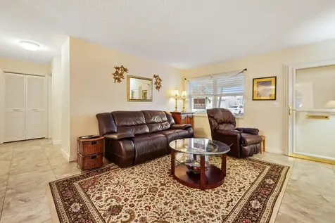 2088 Sw 14th Avenue Boynton Beach FL 33426