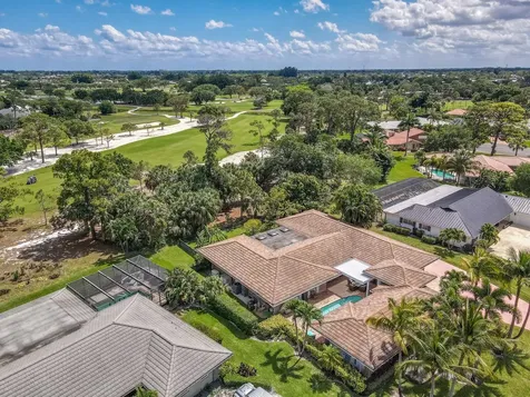 413 N Country Club Drive Atlantis FL 33462
