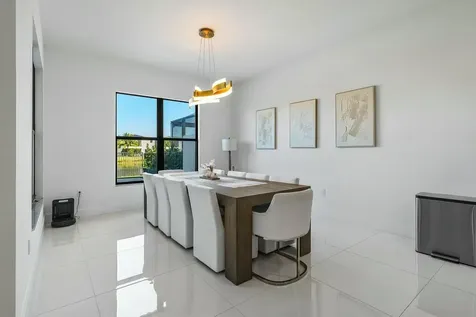 8263 Oceanus Drive Boca Raton FL 33496