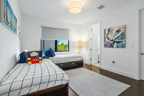 8263 Oceanus Drive Boca Raton FL 33496