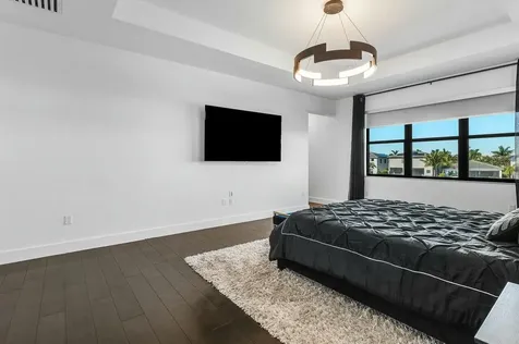 8263 Oceanus Drive Boca Raton FL 33496