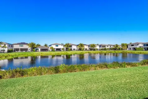 8263 Oceanus Drive Boca Raton FL 33496